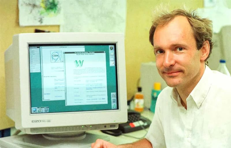 Tim Berners-Lee – Cha đẻ của World Wide Web
